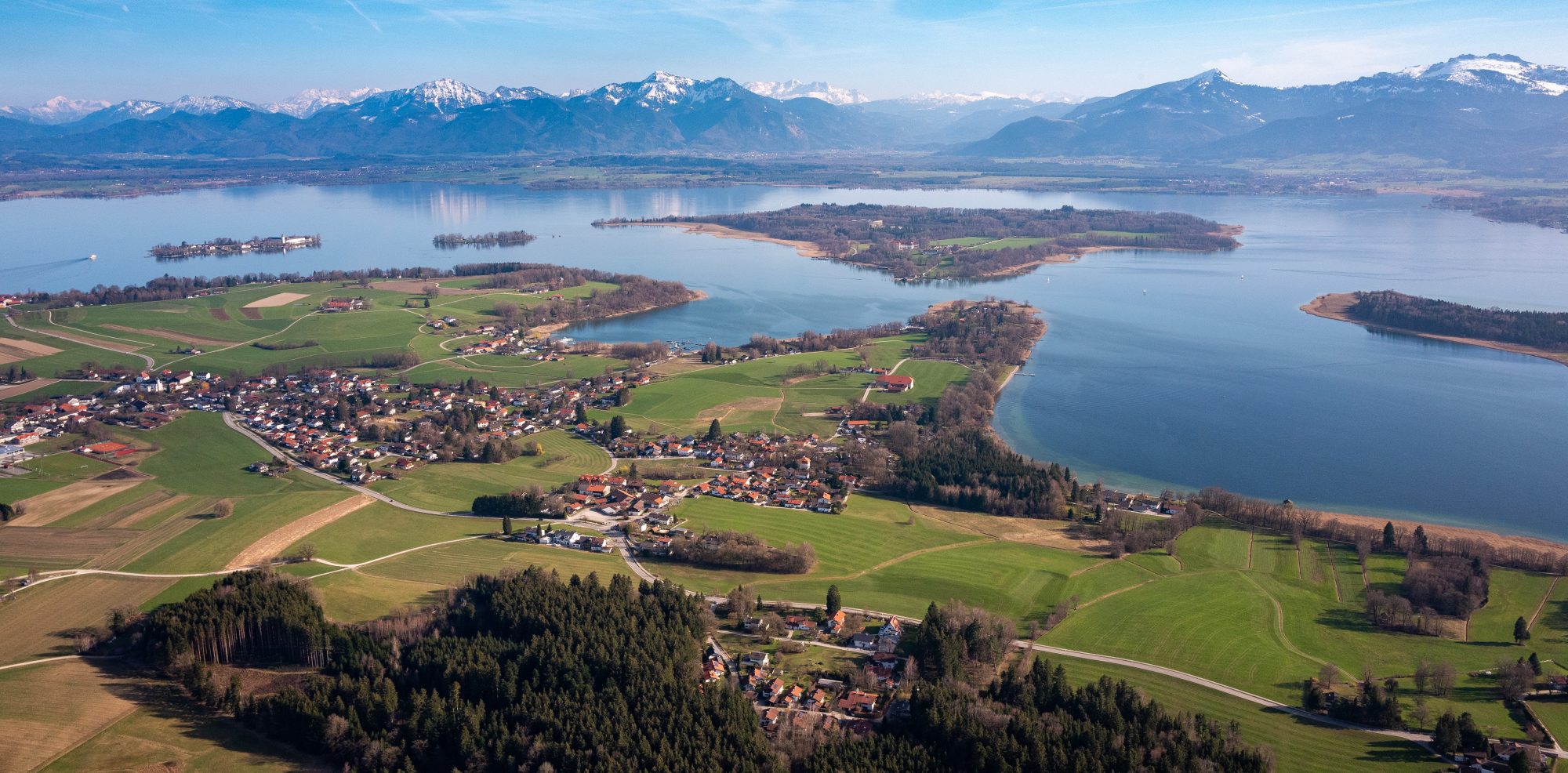 hotel seeblick obing luftbild chiemseeinseln chiemsee alpenland tourismus