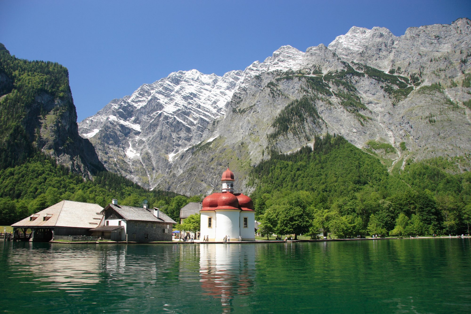 hotel seeblick obing wallfahrtskirche st bartholomae am koenigssee rw design adobestock 13009450